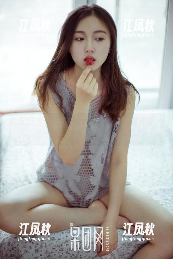 GIRLT果团网 - 揭秘陈雅漫的私拍资源，这网袜都能这么穿？