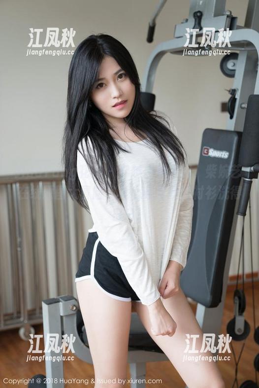 HuaYang花漾-柴婉艺 HuaYang花漾 - 穿越白色世界,柴婉艺在线原图大冒险,真心希望我的衬衫洗得白白!