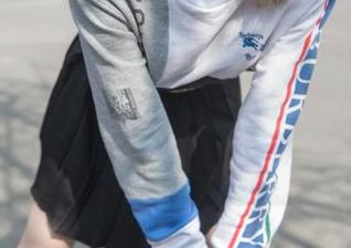 MSLASS梦丝女神 – “跟着乔儿走进校服的回忆，那些年我们都傻傻的…”图片分享