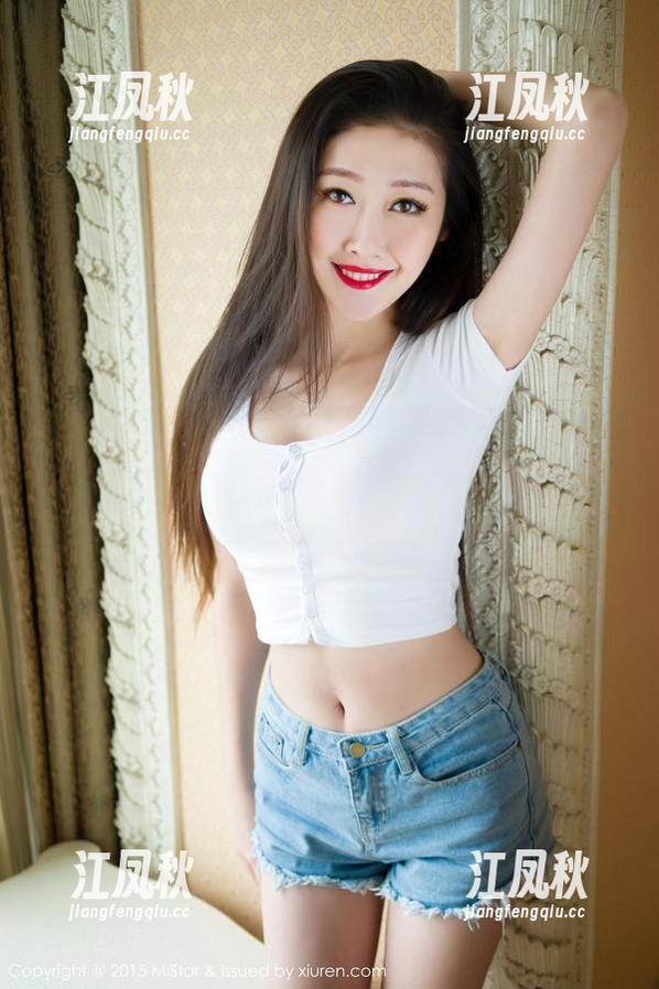MiStar魅妍社 - 牛仔裤下的琳琳ailin：一丝不苟的随意，偷偷帅气——原图、图册的魔力