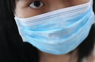 不止是壁纸，ROSI的嫩学妹制服美图仿佛在和你对视？！