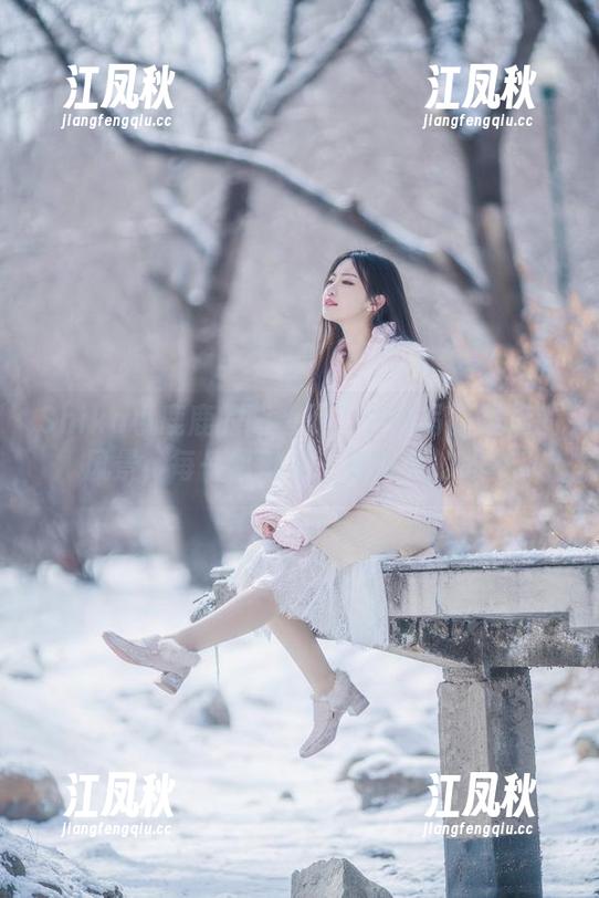 Shika小鹿鹿 Shika小鹿鹿的画笔下:分享写真集里的风景,每一幅都是一段未完的故事