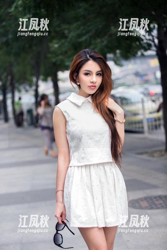 TuiGirl推女郎 - “胡允儿连体衣全集：连体衣，穿上就想冲去派对的那种感觉！”速来下载！