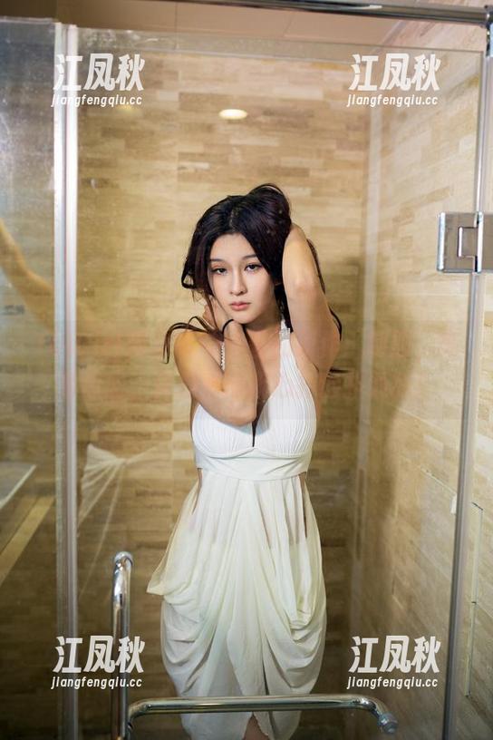 TuiGirl推女郎-陆瓷 TuiGirl推女郎 - 陆瓷的新作:制服,高清原图,真是看得我心扑通扑通的!