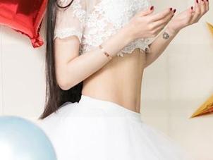 UGirls尤果网 – 认真的陈幼伊：空姐私拍合集，生活中也可以很高级啊！