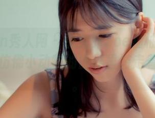 Xiuren秀人网 – 兔女郎Zoe柚柚的精选作品，仿佛小动物的世界里游走着的心灵。