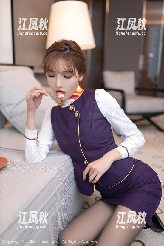Xiuren秀人网-sugar小甜心CC Xiuren秀人网 - sugar小甜心CC的白色幻想,网盘里的写真故事继续…