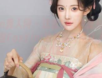 Xiuren秀人网 – 这套短裤也是别出心裁？孟狐狸FoxYini的高清套图让人忍不住多看几眼！