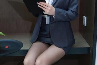 Xiuren秀人网 – 免费的小逗逗灰丝写真,不如心里的那点小期待