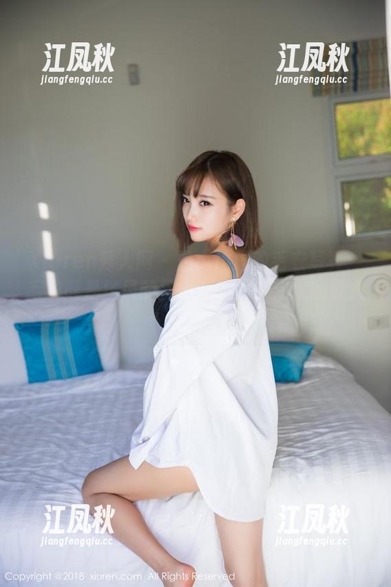 Xiuren秀人网-是小逗逗 Xiuren秀人网 - 是小逗逗的毛衣写真:毛衣既是挡风的护身符,也是温柔的撩人秘籍。