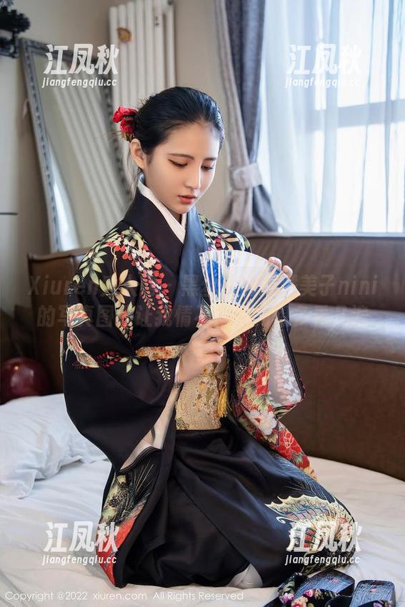 Xiuren秀人网-糯美子nini Xiuren秀人网 - 黑丝诱惑:糯美子nini的写真图册让我情不自禁的想多看几遍