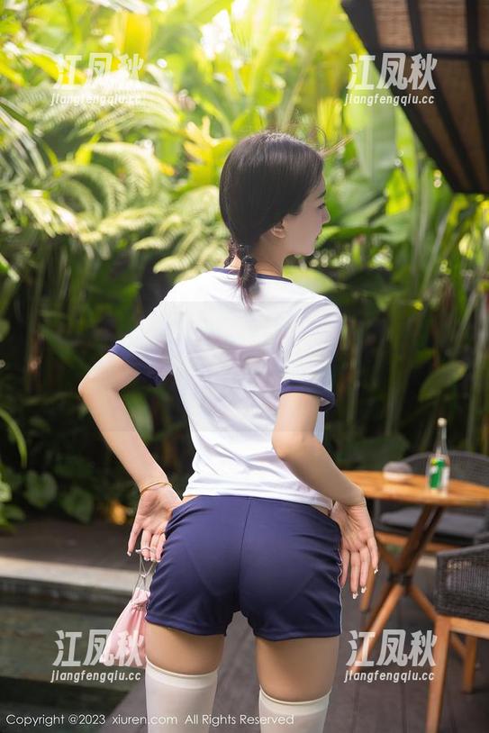 Xiuren秀人网-赵惟依coco Xiuren秀人网 - 看完赵惟依coco的御姐写真,心中不禁狂喊:姐姐你能教我如何撩人吗?