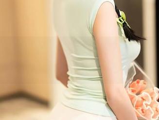 Xiuren秀人网 – 急需充电?来点陈雅漫VICKY的粉色资源,满格少女能量!