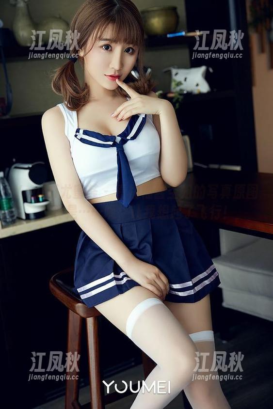 YouMi尤蜜荟-柚柚酱 YouMi尤蜜荟 - 看柚柚酱空姐的写真原图,真是……呃,让我想起了飞行!