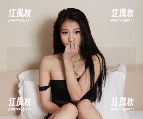 YouWu尤物馆-艾小青 YouWu尤物馆 - 艾小青的白丝套图:有时候好奇心就是罪,哈哈!