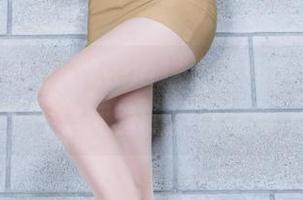 beautyleg – Lena送上的网袜合集:图片里藏着的点滴暧昧
