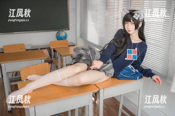 izumi泉桃子 izumi泉桃子清纯原图合集,感觉像是被一个故事温柔包围,却又有点神秘。