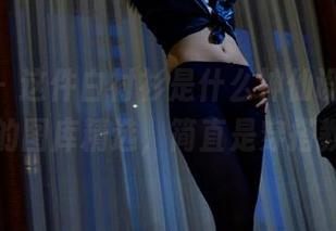 pans – 这件白衬衫是什么神仙设计?看看淘淘的图库精选,简直是穿搭教科书!