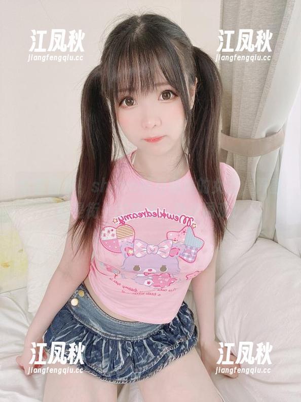 shimo霜月 全套图集!shimo霜月和她的女友,简直就是街头的奇迹,快来围观!