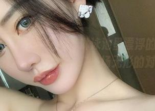 微密圈 – 在不爱笑的赛琳泳池里漂浮的日子:原图资源,以水为媒,来一场无形的对话吧。