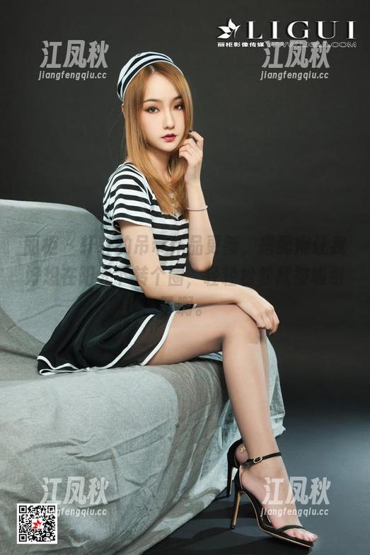 丽柜-轩轩 丽柜 - 轩轩的吊带作品更新,搭配得让我好想在阳光下转个圈,轻轻松松就被吸引了啊。