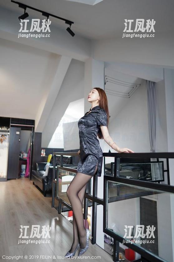 嗲囡囡 - Misty萌晰的秘书图片集，谁能告诉我这到底是定制服务还是心动服务？