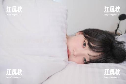 ArtGravia蟊姜仁卿(강인경)的作品，图库中闪烁的星星
