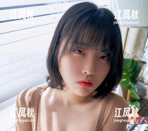 图集分享！宋哈娜(송하나)穿上Rogle-紧身裤，把我们带入了一个裤子的荒诞世界！