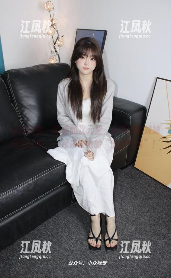 小众视觉 - 明亮的次元里，小薯条的妹妹图包分享，一起感受她的“幽默气质”！