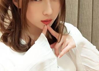 可以给小女巫露娜的御姐写真打满分吗?我已经没有理智了