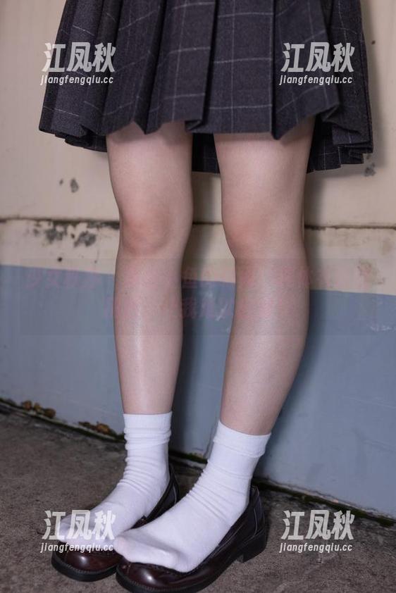 少女秩序-小鱼 少女秩序 - 抓住小鱼的瞬间:连体衣原图精选,让我难以自拔!
