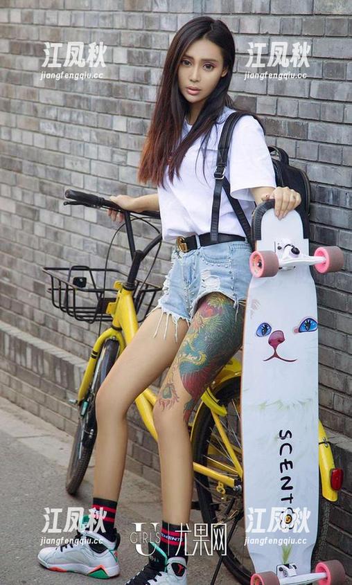 尤果网 - 宫艺黑白写真：图库分享，阴影在说话，你听到了吗？