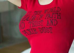 尤果网 – 小琪的照片,剧情瞬间逆袭,观看免费就像看手里的薯片,停不下来!