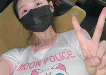 微密圈 – 左公子666美图合集:红色包臀,瞬间提升你的颜值和心情!