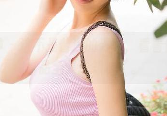 推女神 – 这不是普通的天使,看看佟蔓的作品全集就知道了。
