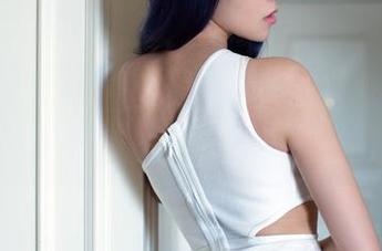 推女郎 – 李七喜学姐合集大奉送，更新得让你捧心！