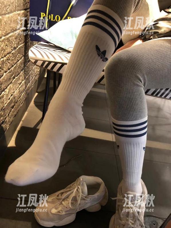 无敌哒小姨妈 微密圈 - 秘书日记:无敌哒小姨妈最新作品集,看看能否撼动你的心!