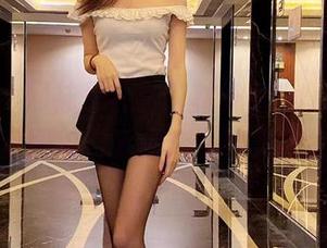 微密圈 – 网袜是什么?林子喵Lynne的另类全套图包告诉你:一种美好生活!
