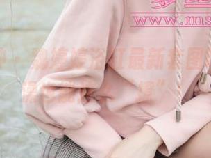 梦丝女神 – 魏婷婷浴缸最新套图曝光,泡澡也能这么“撩”!