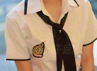 模范学院 – 在“多香子教室”里感受艺术：这简单的作品集分享，竟让我想到了某个夏天的午后。