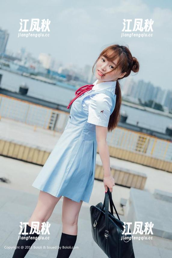 波萝社 - 眼镜库里藏了多少惊喜？柳侑绮美图合集，让你猜不到的美！