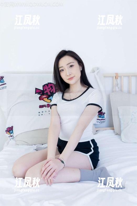物恋传媒-佳琪 物恋传媒 - 佳琪的最新写真:校服风格也能让你清凉一夏!