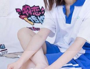 物恋传媒 – 嘟嘟的教室：这一系列写真，审美与俏皮的完美碰撞，呃，真让人意外