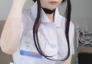 白银81的私房美图，碧蓝航线㭴野，看看她的样子，分分钟想跟她去海边冲浪！