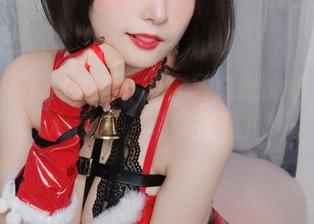 为什么白银81的粉色作品总是能戳到我的心窝里，难以抵抗！