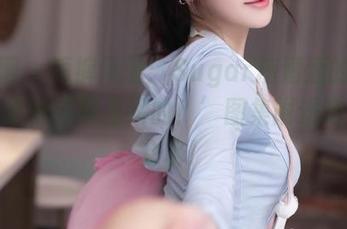 秀人网 – 短裤风波:Sugar糖酒酒的原图让人直呼‘哪里买的!’图集附送吃瓜群众水!