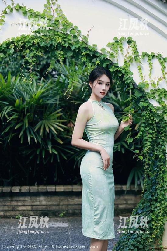 秀人网-乔伊joy 秀人网 - 乔伊joy和她的学妹——一场美图与写真之间的邂逅