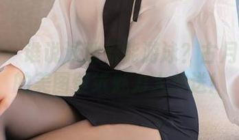 秀人网 – 谁说泳池只能游泳?古月小同学的美图壁纸魅力大放送!