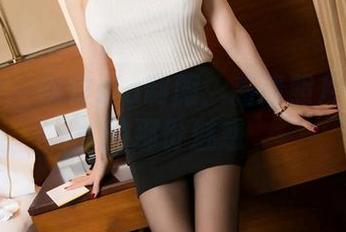 秀人网 – 希雅sia制服:高清照片中透出的那份魅惑