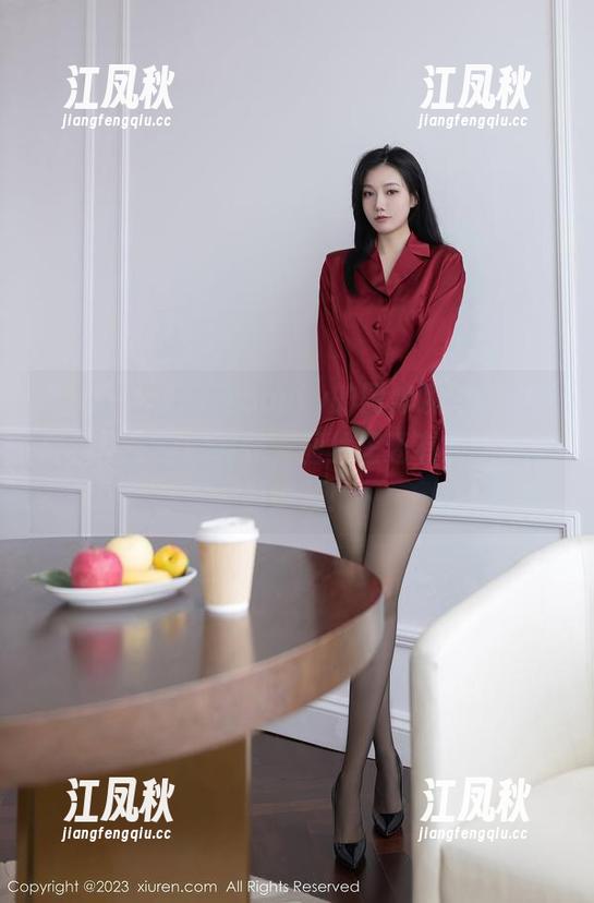 秀人网-徐莉芝Booty 秀人网 - 徐莉芝Booty的厨娘瞬间,原图展现了生活的调味,图片里还有我想象的那道菜!